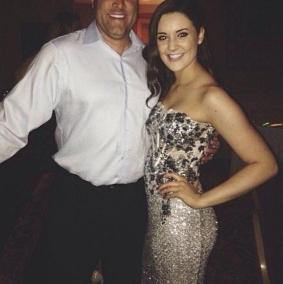 Faviana Dresses & Skirts - Faviana Glamour Prom Dress.